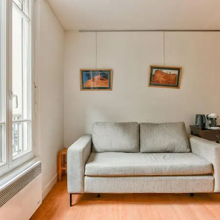 Apartment Lumineux Proche De La Tour Eiffel